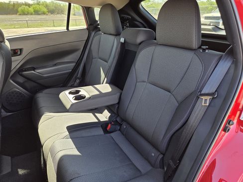 Used 2024 Subaru Crosstrek 2.0i Premium image 22