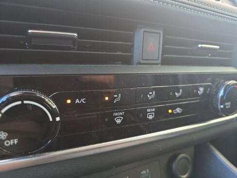 Used 2021 Nissan Rogue S FWD image 16