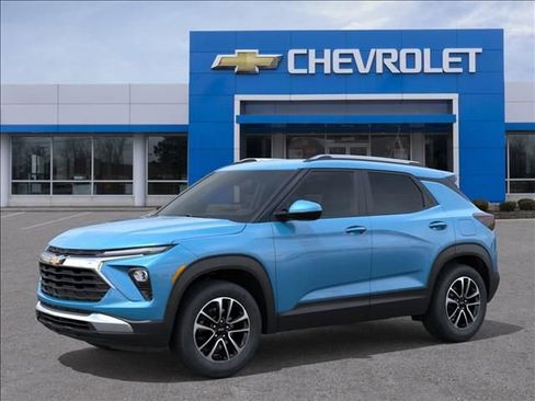 New 2026 Chevrolet TrailBlazer LT w/ Convenience Package FWD image 2
