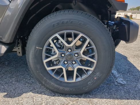 New 2025 Jeep Wrangler Sahara image 9