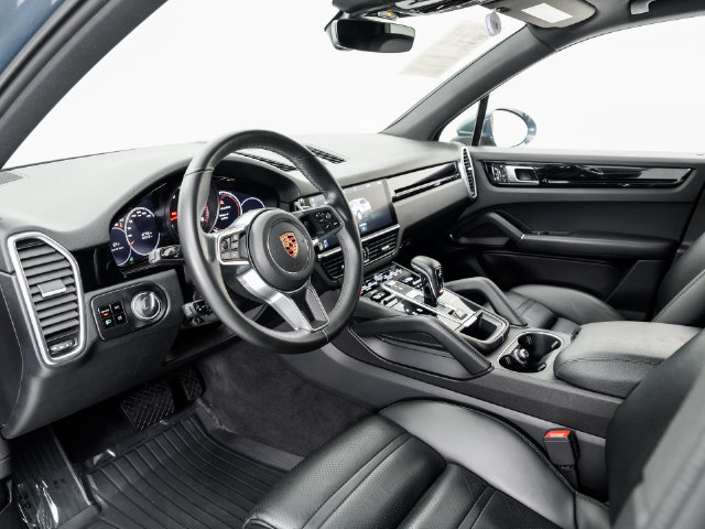 Certified 2019 Porsche Cayenne AWD/4WD image 4