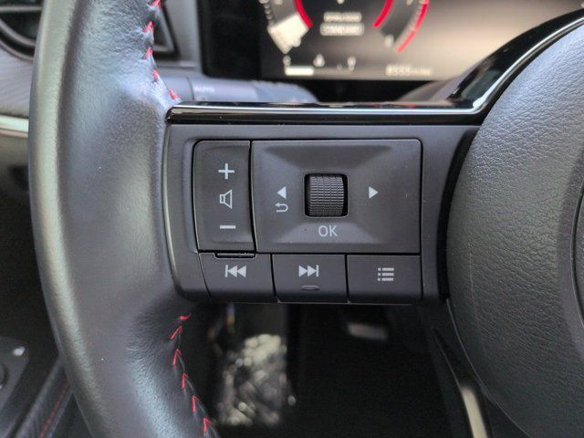 Used 2025 Nissan Kicks SR FWD image 22