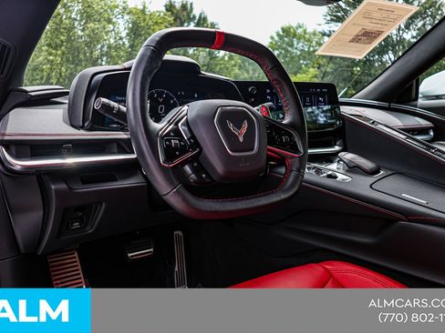 Used 2024 Chevrolet Corvette Stingray Convertible w/ Battery Protection Package RWD image 21