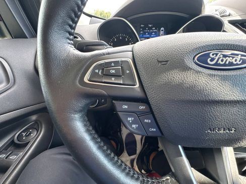 Certified 2017 Ford Escape SE w/ SE Leather Comfort Package AWD/4WD image 27