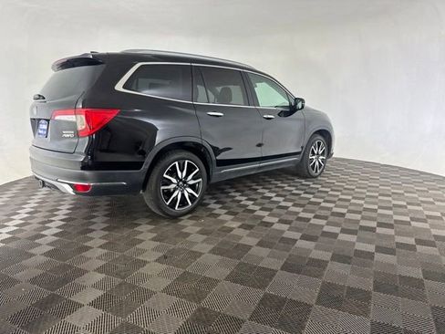 Used 2019 Honda Pilot Touring image 8