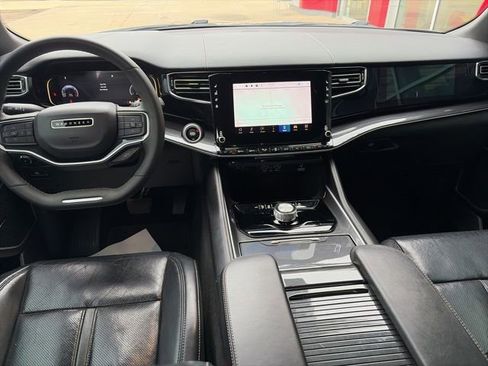 Used 2022 Jeep Wagoneer Series I w/ Premium Group I image 12