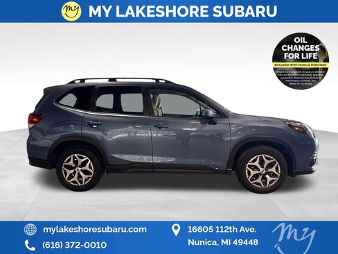 Certified 2023 Subaru Forester Premium image 12