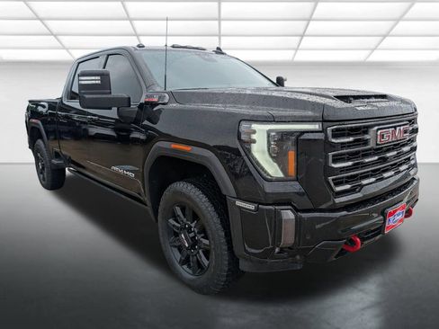 Used 2024 GMC Sierra 2500 AT4 w/ AT4 Premium Plus Package AWD/4WD image 1