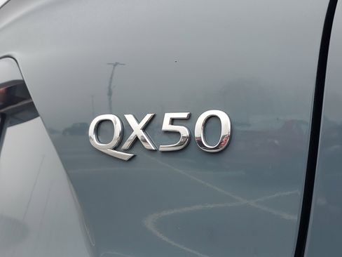 Used 2023 INFINITI QX50 Luxe image 7