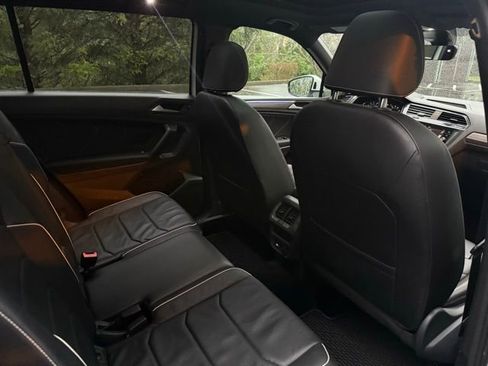 Used 2022 Volkswagen Tiguan SEL R-Line image 26