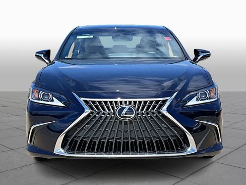 Used 2025 Lexus ES 350 w/ Premium Package image 4