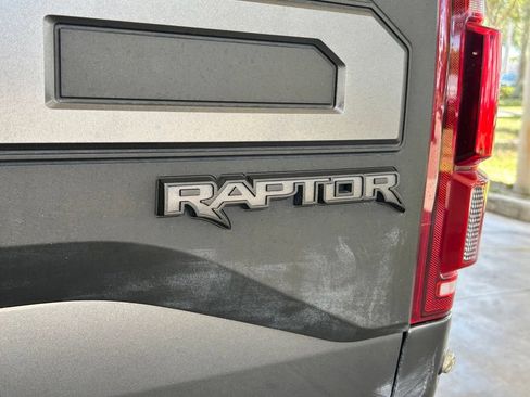 Used 2020 Ford F150 Raptor w/ Equipment Group 802A Luxury AWD/4WD image 29