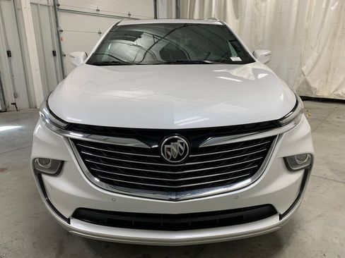 Used 2024 Buick Enclave Essence w/ Experience Buick Package image 29