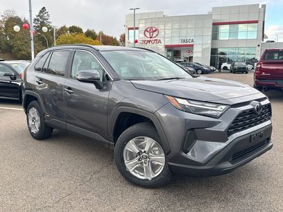 New 2025 Toyota RAV4 LE