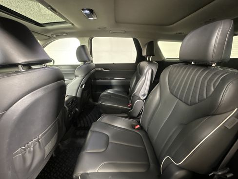 Used 2023 Hyundai Palisade Limited AWD/4WD image 23