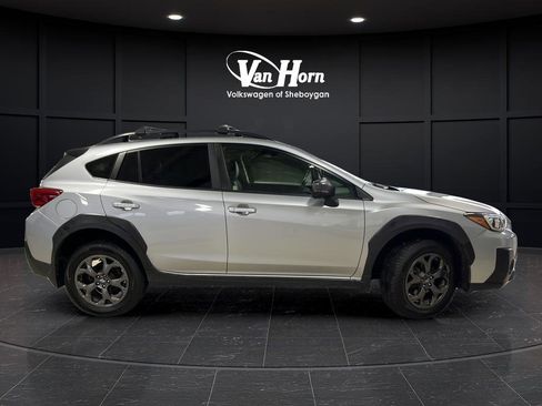 Used 2022 Subaru Crosstrek 2.5i Sport w/ Moonroof Package AWD/4WD image 8