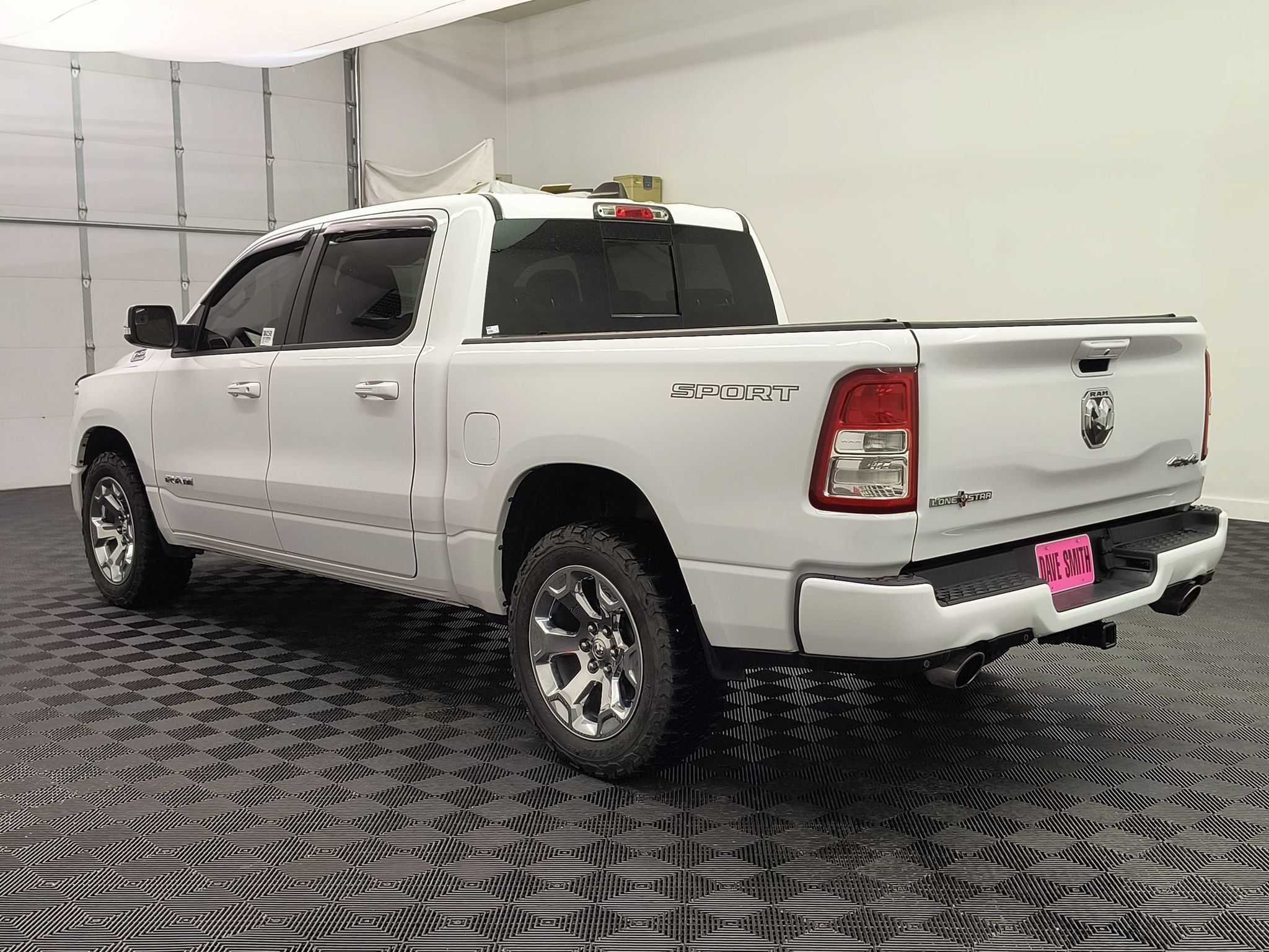 Used 2022 RAM 1500 Lone Star AWD/4WD image 3