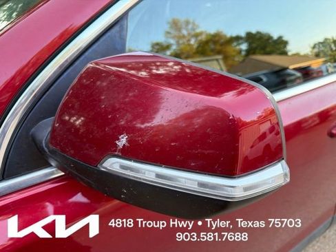 Used 2021 GMC Acadia SLE FWD image 5