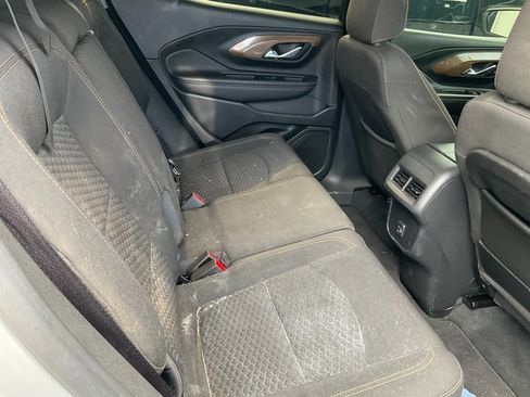 Used 2019 GMC Terrain SLE w/ Driver Convenience Package image 8