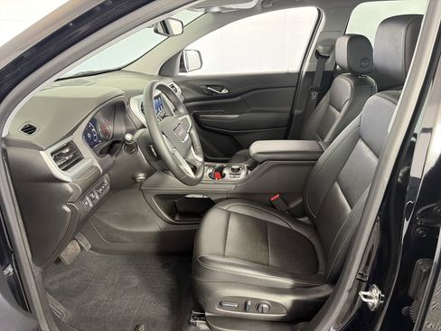 Used 2023 GMC Acadia SLT w/ Technology Package AWD/4WD image 6