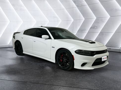 Used 2022 Dodge Charger Scat Pack w/ Daytona Edition Group RWD image 1