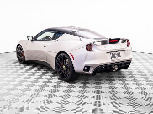 Used 2017 Lotus Evora 400 RWD image 3