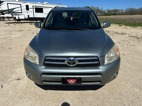 Used 2006 Toyota RAV4 Limited AWD/4WD image 3
