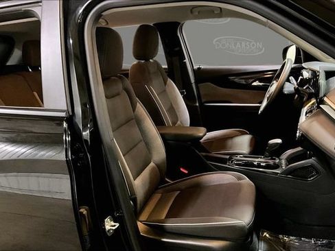 Certified 2024 Chevrolet TrailBlazer LT AWD/4WD image 15