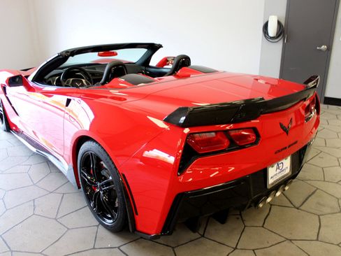 Used 2016 Chevrolet Corvette Stingray Convertible w/ 3LT Preferred Equipment Group image 8