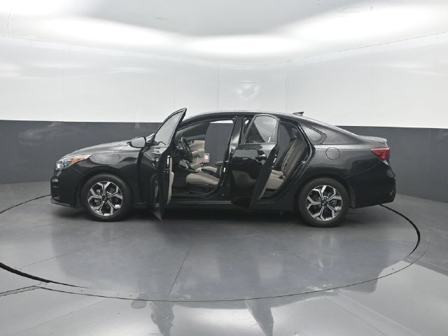 Used 2019 Kia Forte LXS FWD image 30