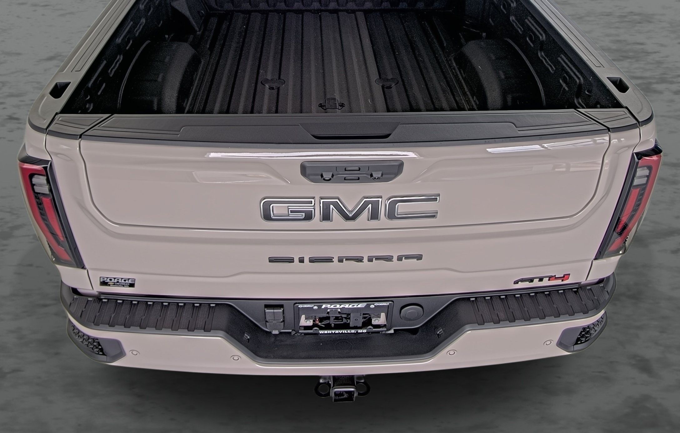 Used 2026 GMC Sierra 2500 AT4 w/ AT4 Premium Plus Package AWD/4WD image 12