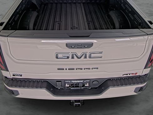 Used 2026 GMC Sierra 2500 AT4 w/ AT4 Premium Plus Package AWD/4WD image 12