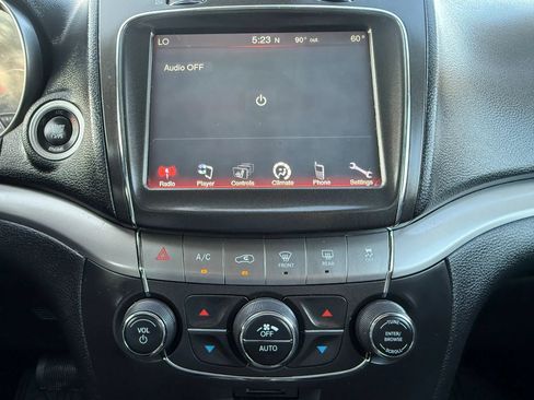 Used 2016 Dodge Journey Crossroad w/ Popular Equipment Group AWD/4WD image 24