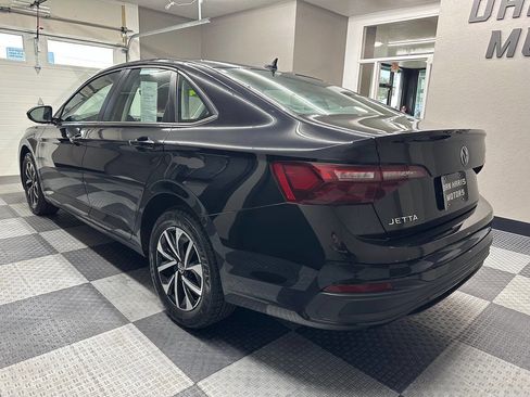 Used 2024 Volkswagen Jetta S image 11