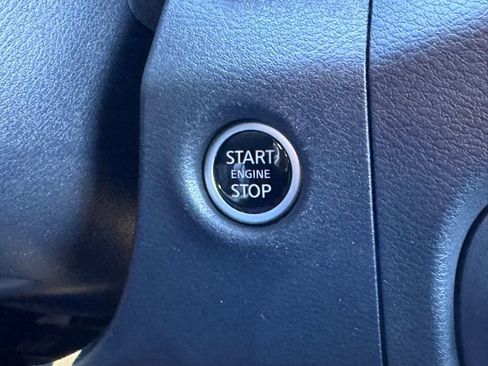 Used 2023 Nissan Frontier PRO-4X w/ Tow Package image 5