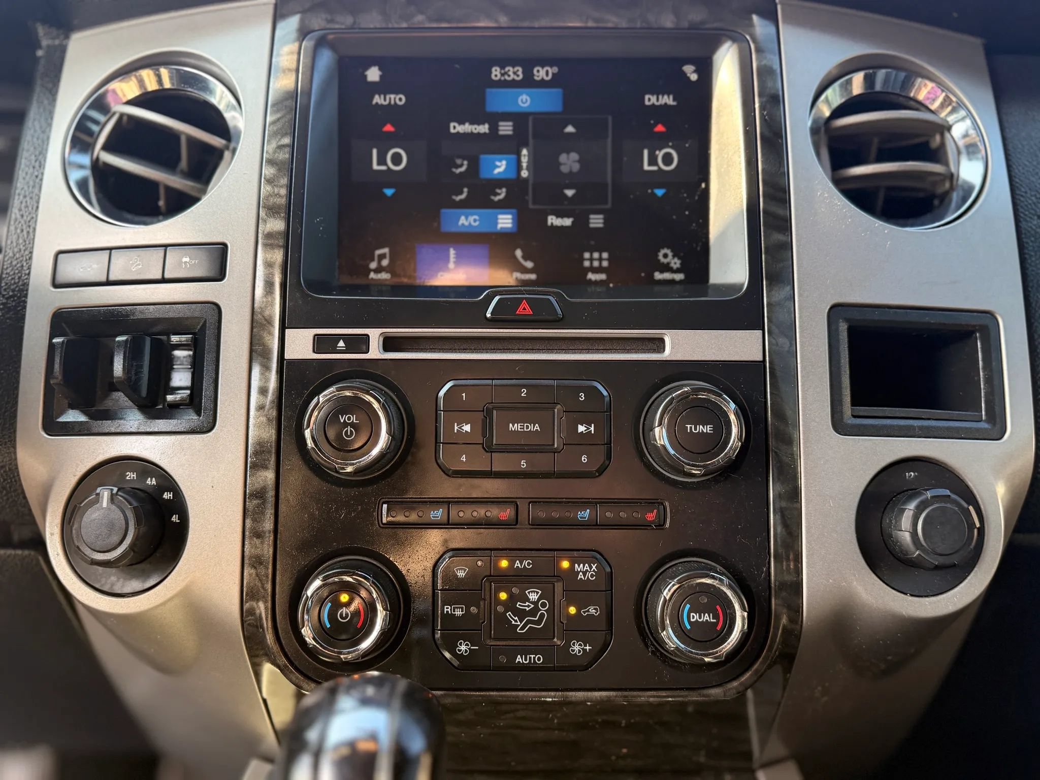 Used 2017 Ford Expedition Limited AWD/4WD image 26