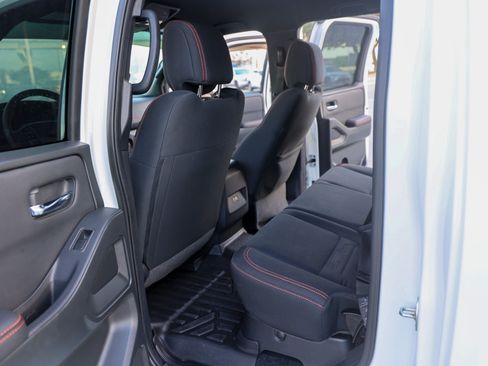 Used 2024 Nissan Frontier Pro-X RWD image 33
