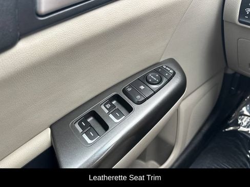 Used 2020 Kia Sportage S FWD image 18