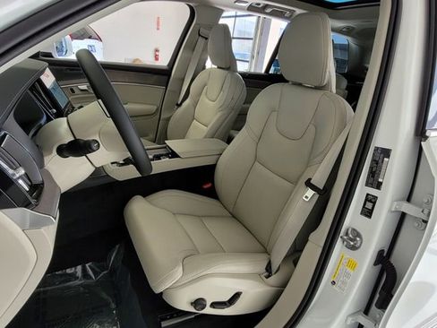 New 2026 Volvo XC90 B6 Ultra w/ Protection Package Premier AWD/4WD image 7