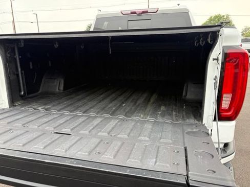 Used 2020 GMC Sierra 1500 AT4 w/ AT4 Premium Package AWD/4WD image 16