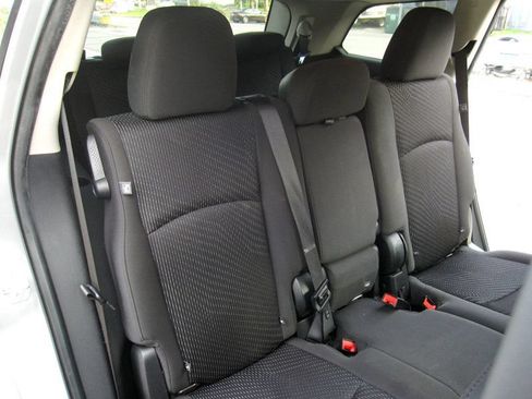 Used 2018 Dodge Journey SE FWD image 27