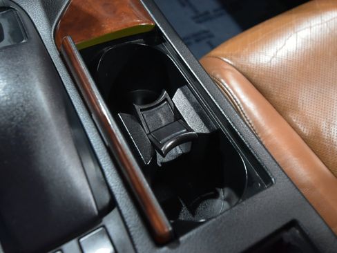 Used 2013 Lexus RX 450h AWD image 34