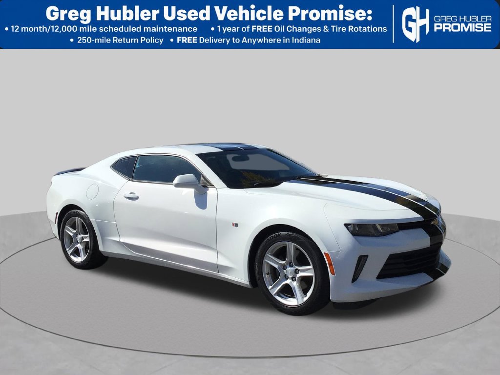 Used 2016 Chevrolet Camaro LT RWD image 1