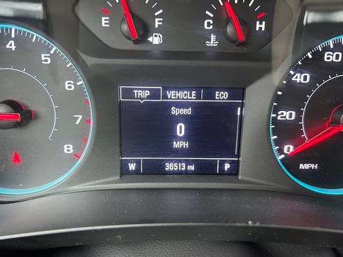 Used 2023 Chevrolet Traverse LS FWD image 24