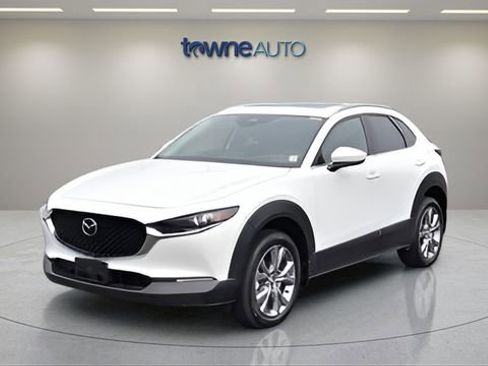Used 2025 MAZDA CX-30 AWD 2.5 S w/ Premium Package image 3