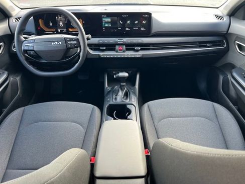 Certified 2025 Kia K4 LXS image 12