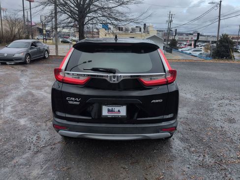 Used 2017 Honda CR-V LX image 7