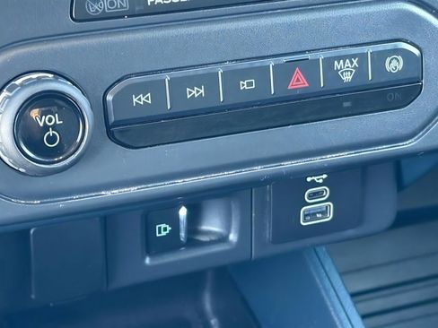 Used 2025 Ford Maverick Lariat w/ 4K Tow Package AWD/4WD image 24