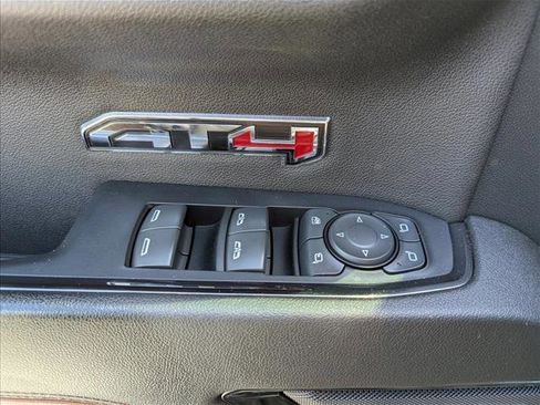 Used 2023 GMC Sierra 1500 AT4 AWD/4WD image 10