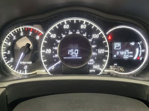 Used 2017 Nissan Versa Note SV FWD image 23